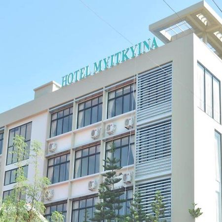 Hotel Myitkyinā Buitenkant foto