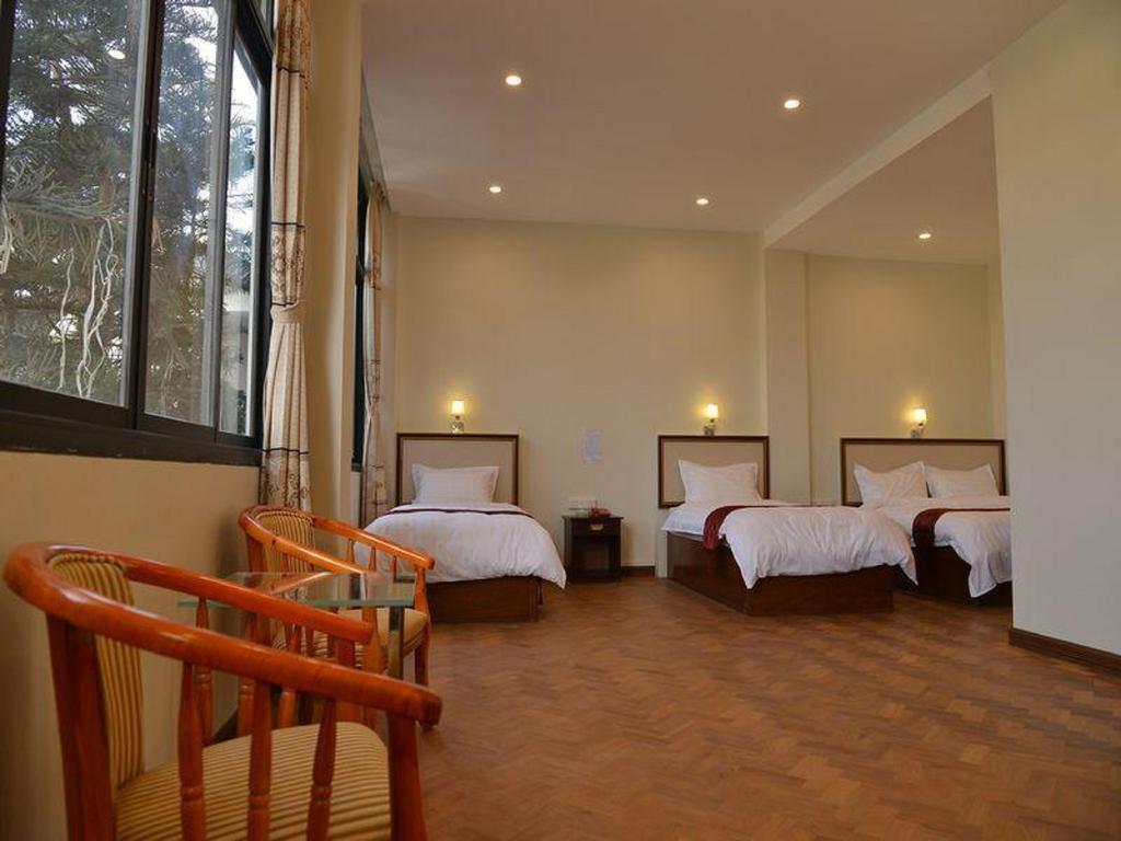 Hotel Myitkyinā Kamer foto